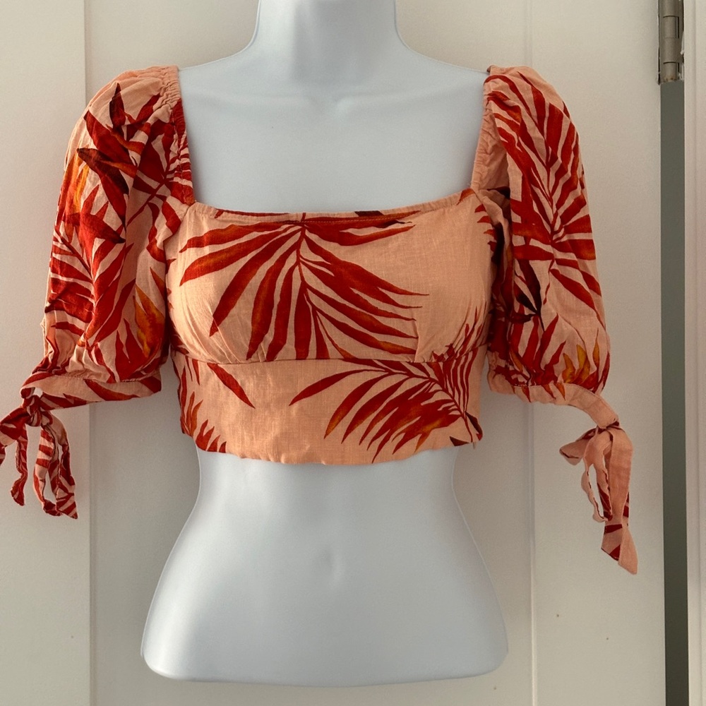 Forever 21 tropical palm print crop top